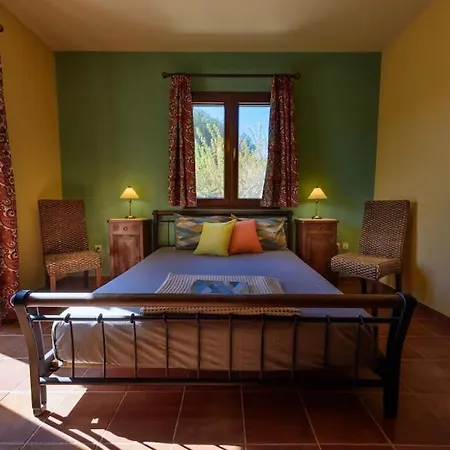 N A P L House Holiday home