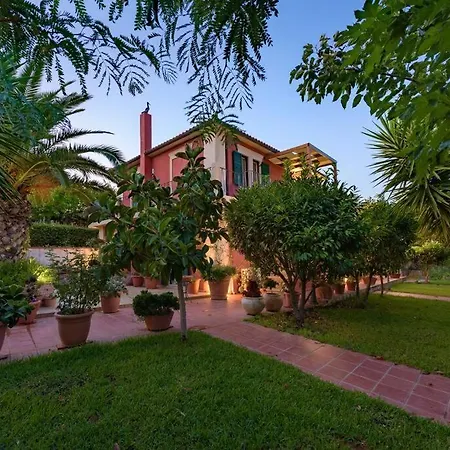 N A P L House Holiday home Keramiai